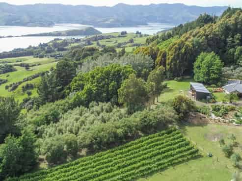 5518 Christchurch Akaroa Road, French Farm