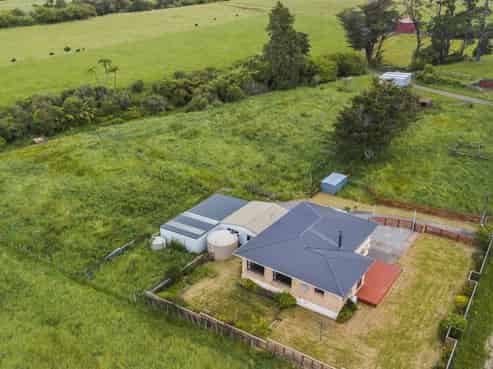 303 Lepper Road Upper, Egmont Village