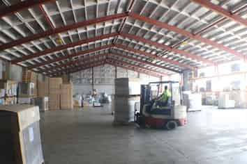 Quality 863m2 Warehousing