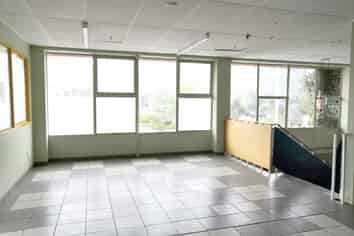 OFFICE SPACE ON NEW NORTH ROAD