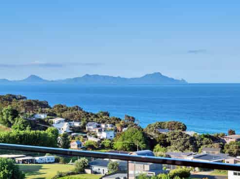 1 Granada Lane, Langs Beach