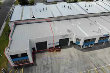 For Lease: Multi-purpose industrial unit (282 sqm) in Westec