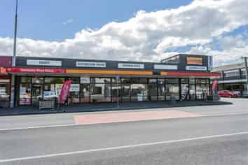 Affordable Retail Neighbouring Richmond WMC