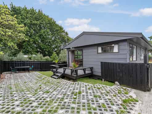 2/150 Favona Road, Favona