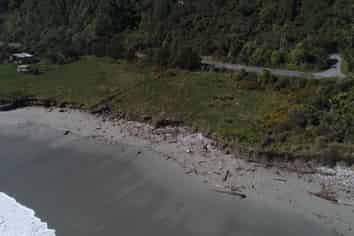 5789 State Highway 6, Charleston