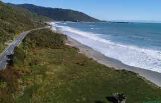 5789 State Highway 6, Charleston