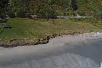 5789 State Highway 6, Charleston