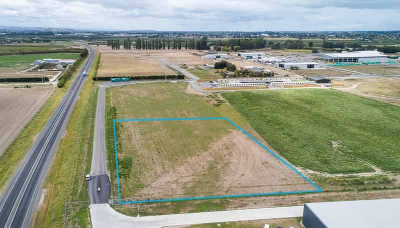 Irongate Road, Longlands