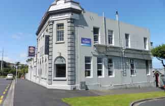 Iconic stand-alone building