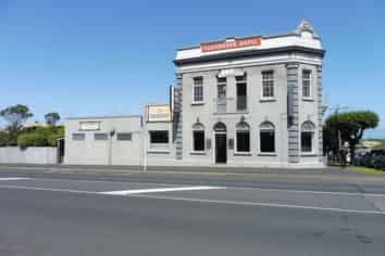 Iconic stand-alone building