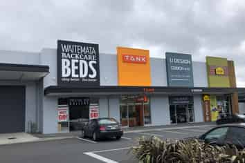 RETAIL AVAILABLE AT WESTGATE LIFESTYLE CENTRE