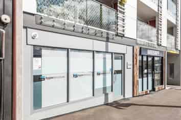 Luxury of lake road business 