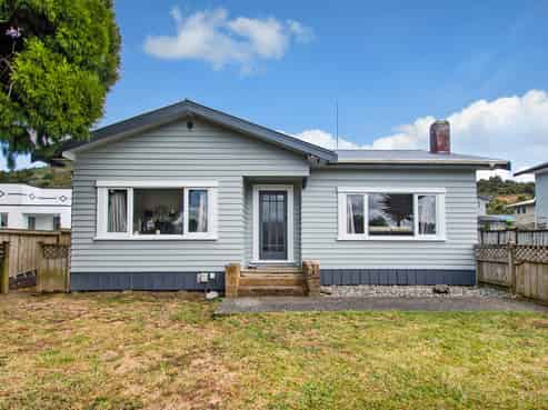 314 Western Hills Drive, Avenues