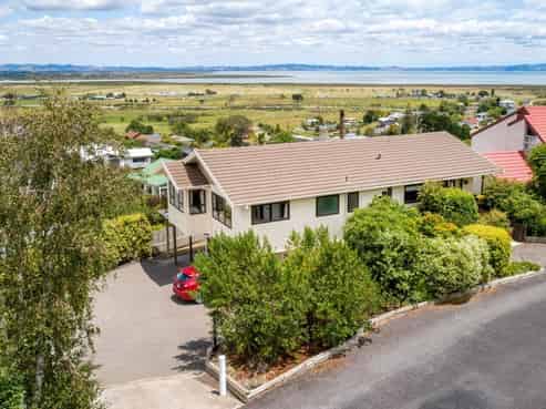 224 Reservoir Road, Thames