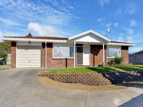 2/25 Kopara Place, Clendon Park