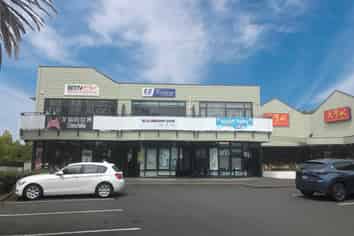 PRIME 60M² RETAIL SHOP IN ALBANY