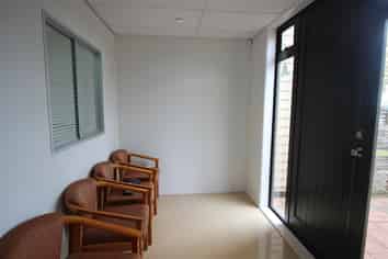 Attractive Offices/Professional Rooms in New Lynn 