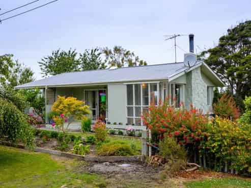 5 Worcester Street, Hampden