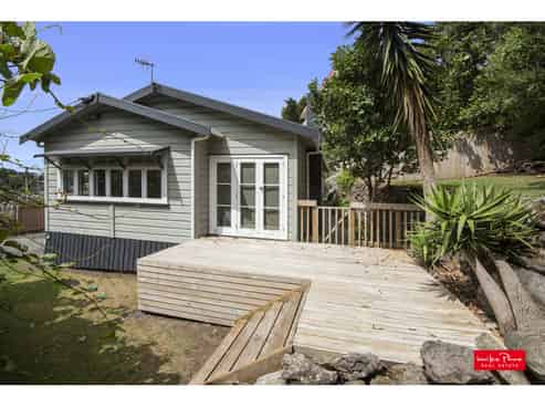 75 Hatea Drive, Regent