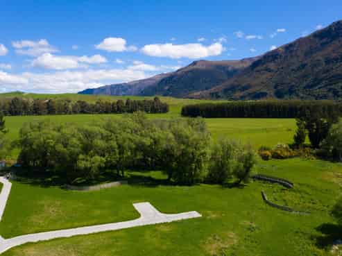 Stages 6 a Lakefield Estate, Kingston