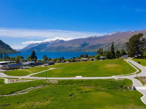 Stages 6 a Lakefield Estate, Kingston