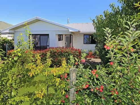 404 Riverslea Road North, Parkvale