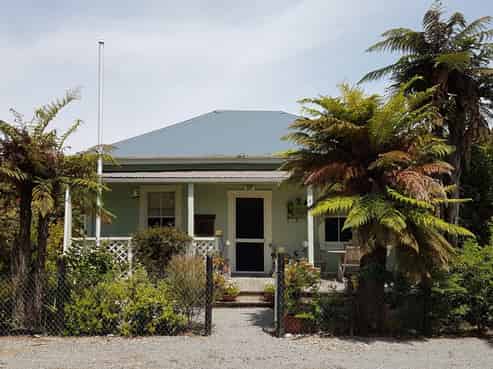 8 Gladstone Street, Seddonville