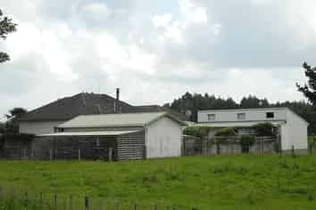 3198 State Highway 23, Raglan