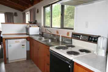 219 Barrowclough Rd, Whangamata