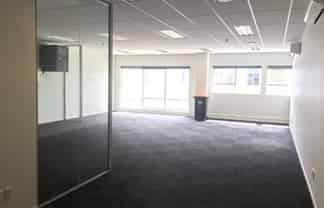 Quality Office on The Square