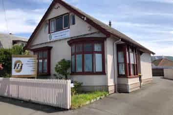 Offices/consulting on Highgate