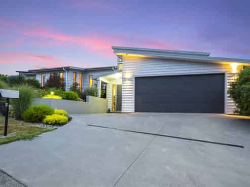 40 Mo Street, Camborne