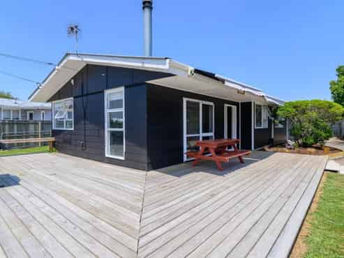 22 Fenruss Street, Fairy Springs