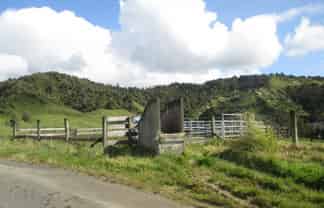 2875 Mokau Road, Mokau