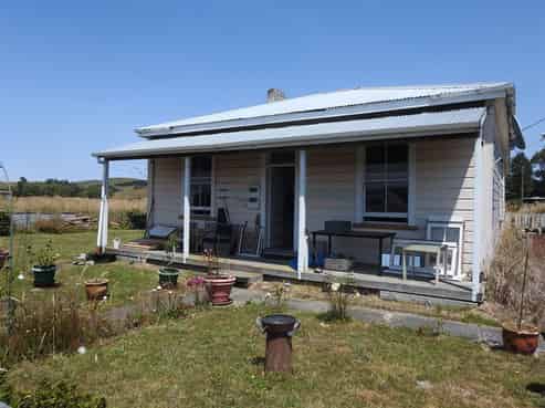 14 Rangipo Street, Waiouru