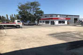 Fully Secure Industrial Facility For Sale