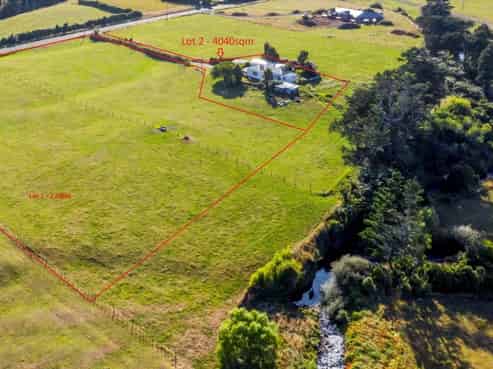 146 Oxford Road, Okato