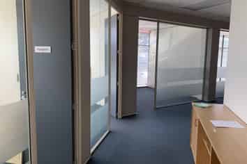 Eden Terrace Retail with Parking!