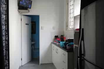 100M² RETAIL/OFFICE SPACE FOR LEASE