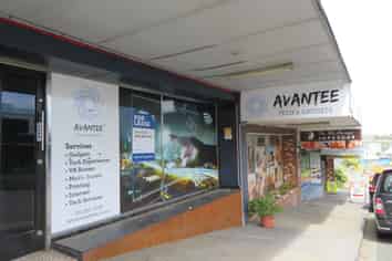 100M² RETAIL/OFFICE SPACE FOR LEASE