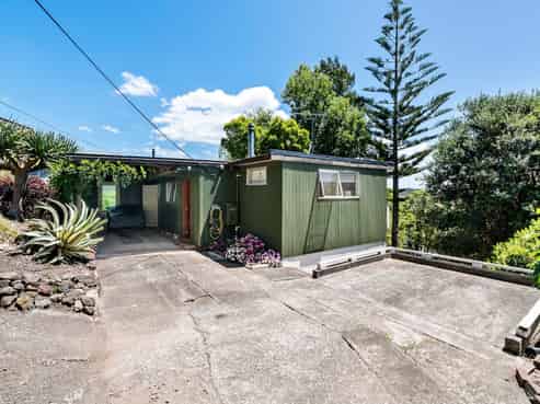 61 Hillcrest Road, Hatfields Beach