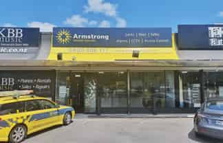 TAKAPUNA RETAIL/ SHOWROOM SPACE