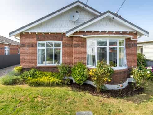253 Macandrew Road, Forbury