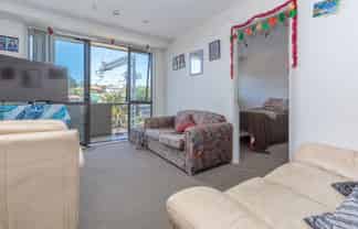 2E/21 St Jude Street, Avondale