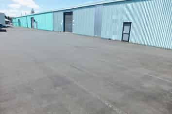 Large Warehouse and Showroom