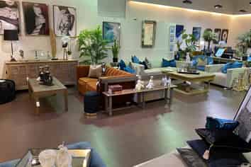 Good quality building in a prime location