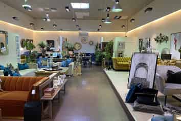 Good quality building in a prime location