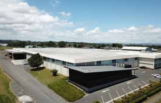CBRE: Large Wiri Warehouse