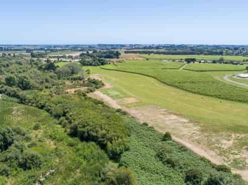 Manawatu / Whanganui - Address withheld