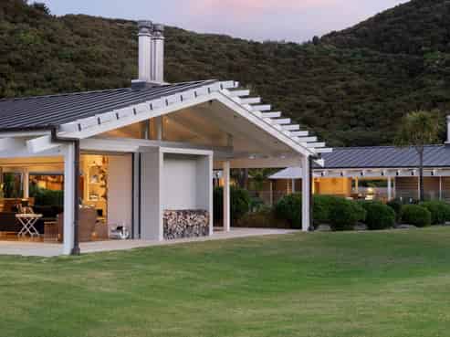  285 Manawaora Road, Russell